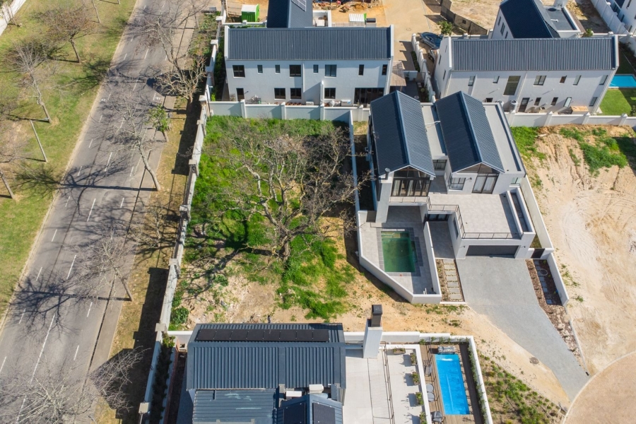 0 Bedroom Property for Sale in Paradyskloof Western Cape
